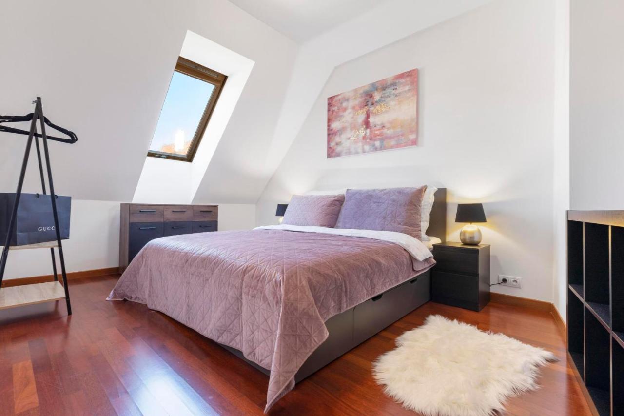 Urban Elegance Retreat Lägenhet Bratislava Exteriör bild